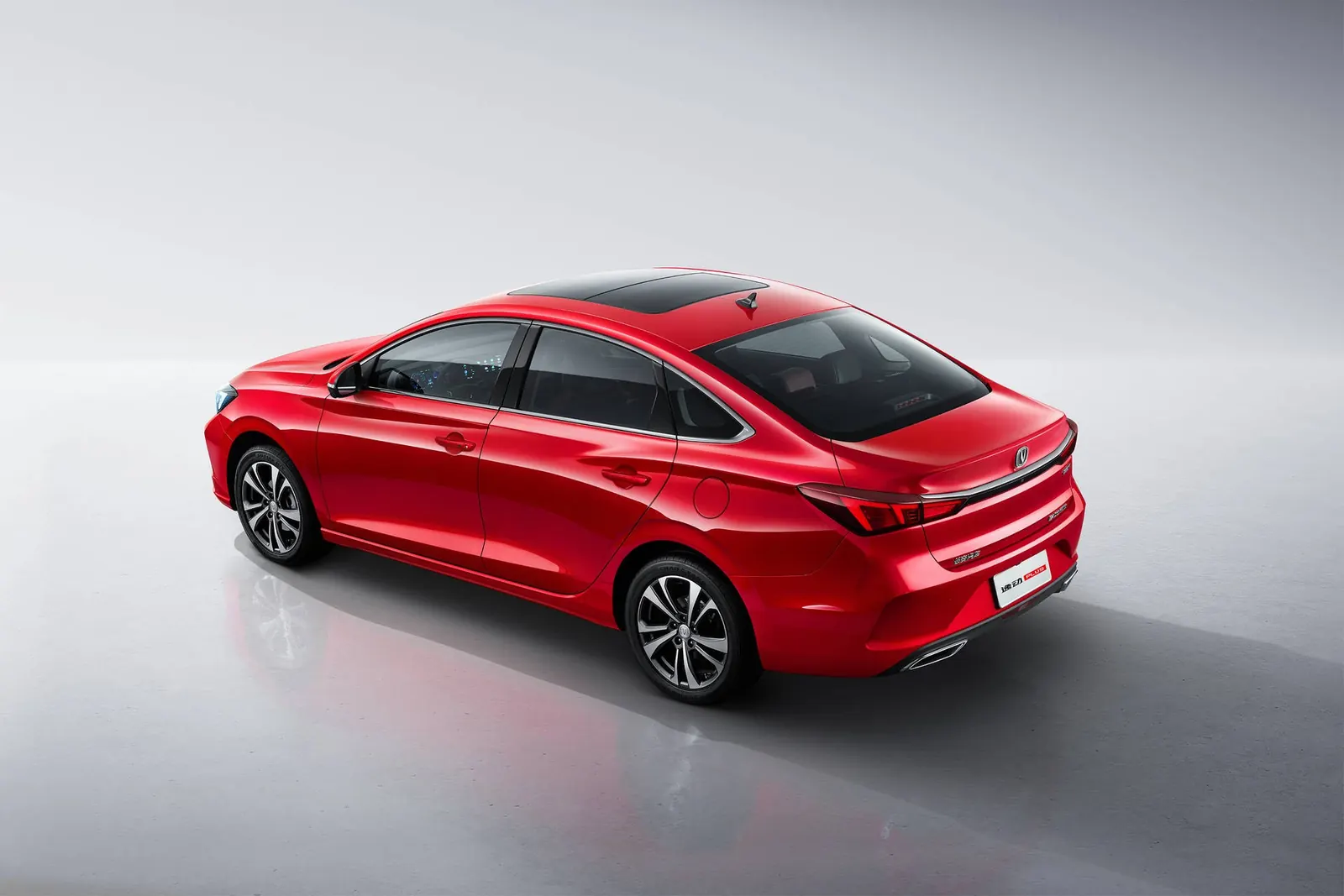 Changan Eado Plus, фото 4